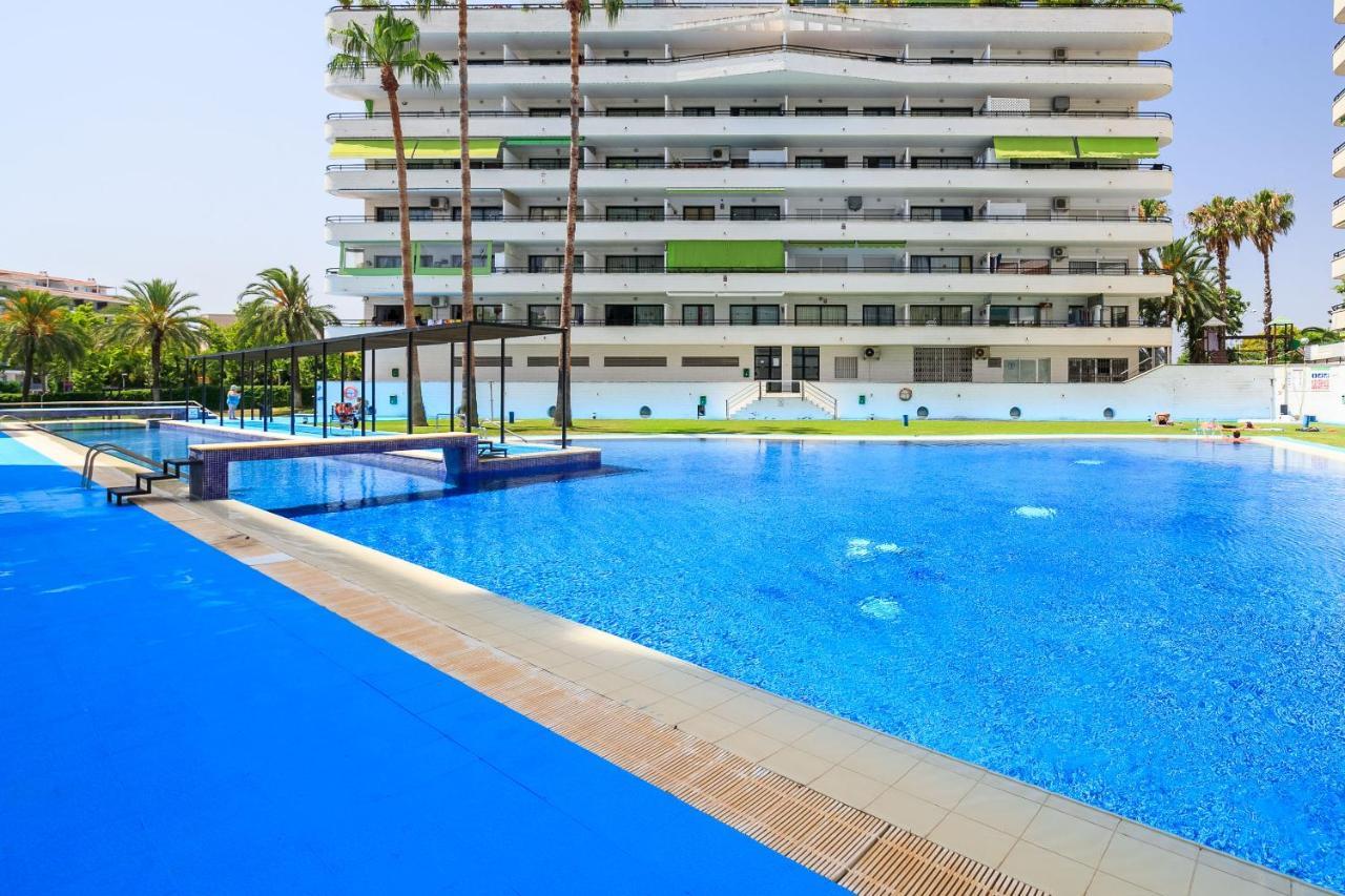 Uhc Montecarlo Apartments S104-018 Салоу Экстерьер фото